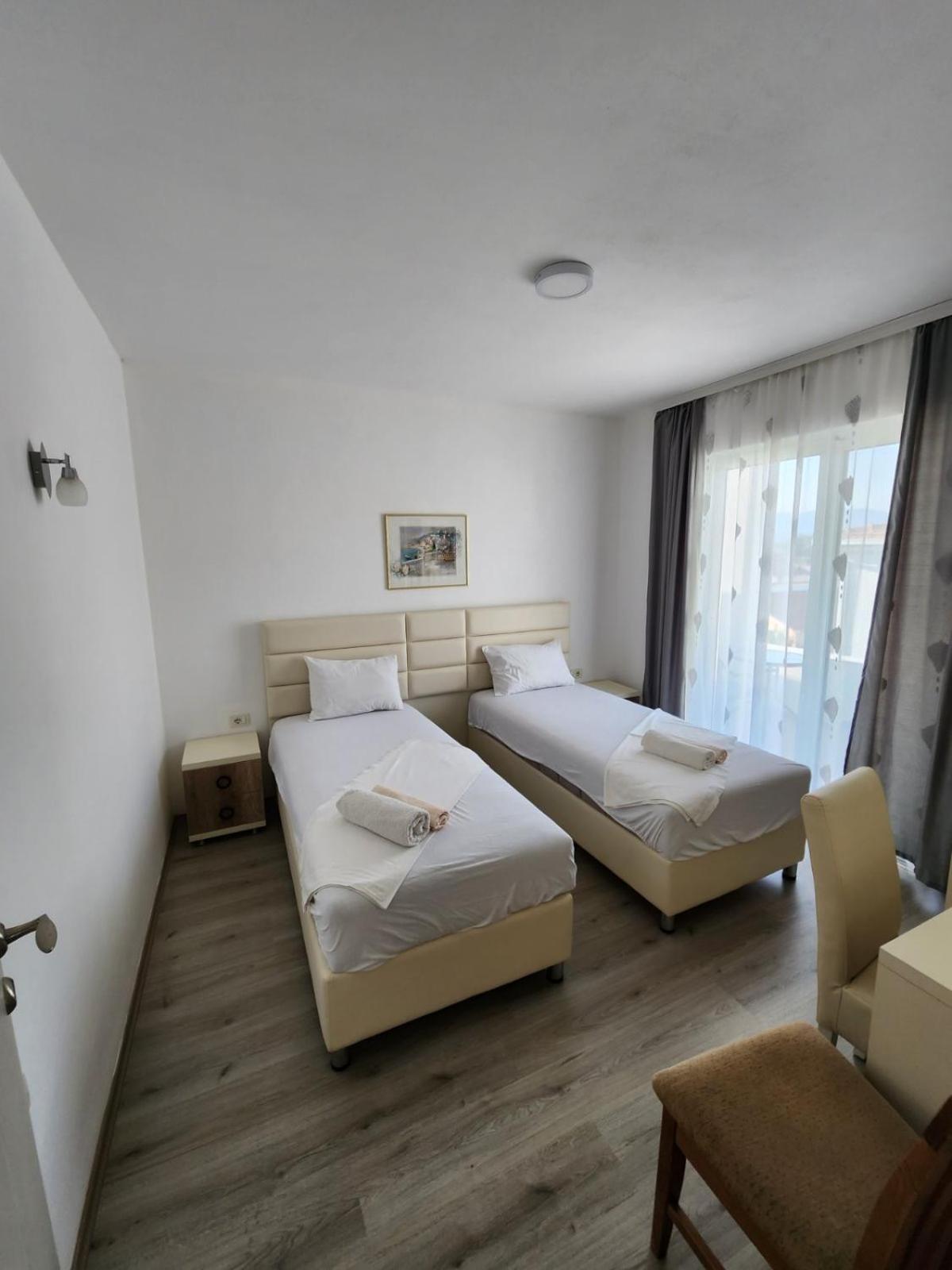 Apartment Flora Bregvija Экстерьер фото